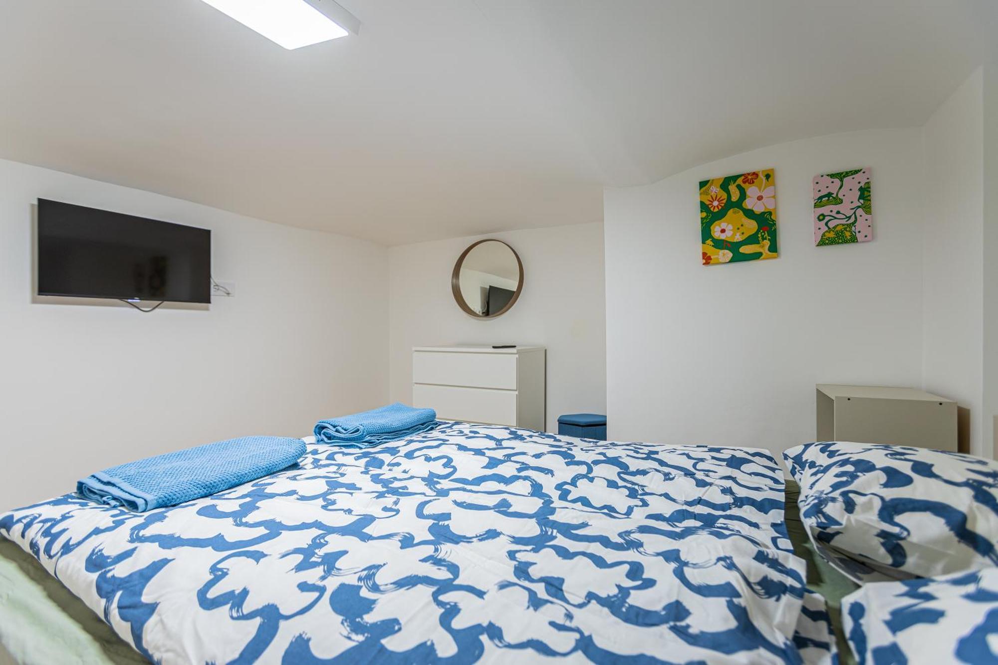 Apartment Cute Gallery Flat In Budapest, Autumn *